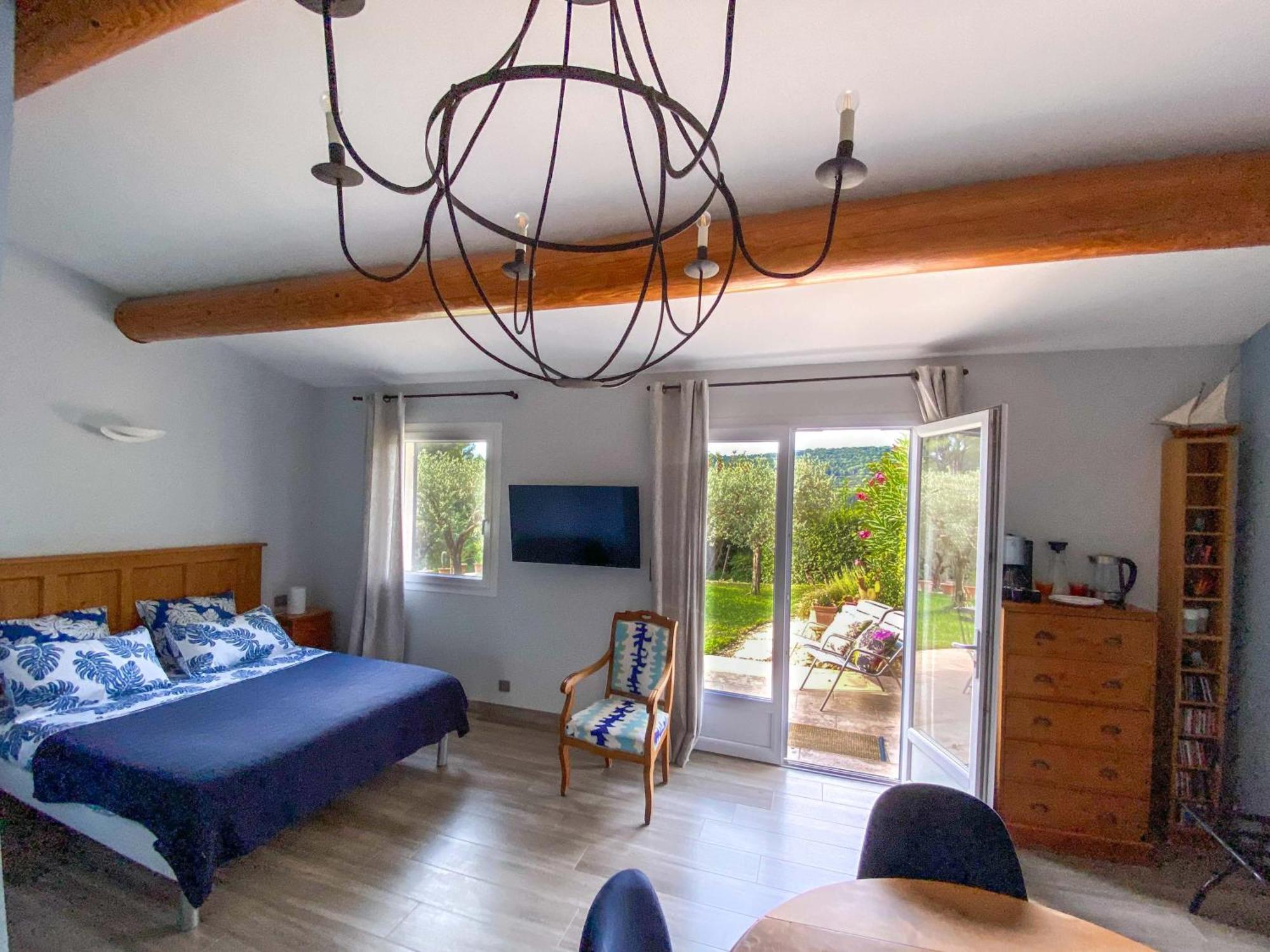 La Chamade Grande Chambre B&B Independante Ventabren Εξωτερικό φωτογραφία