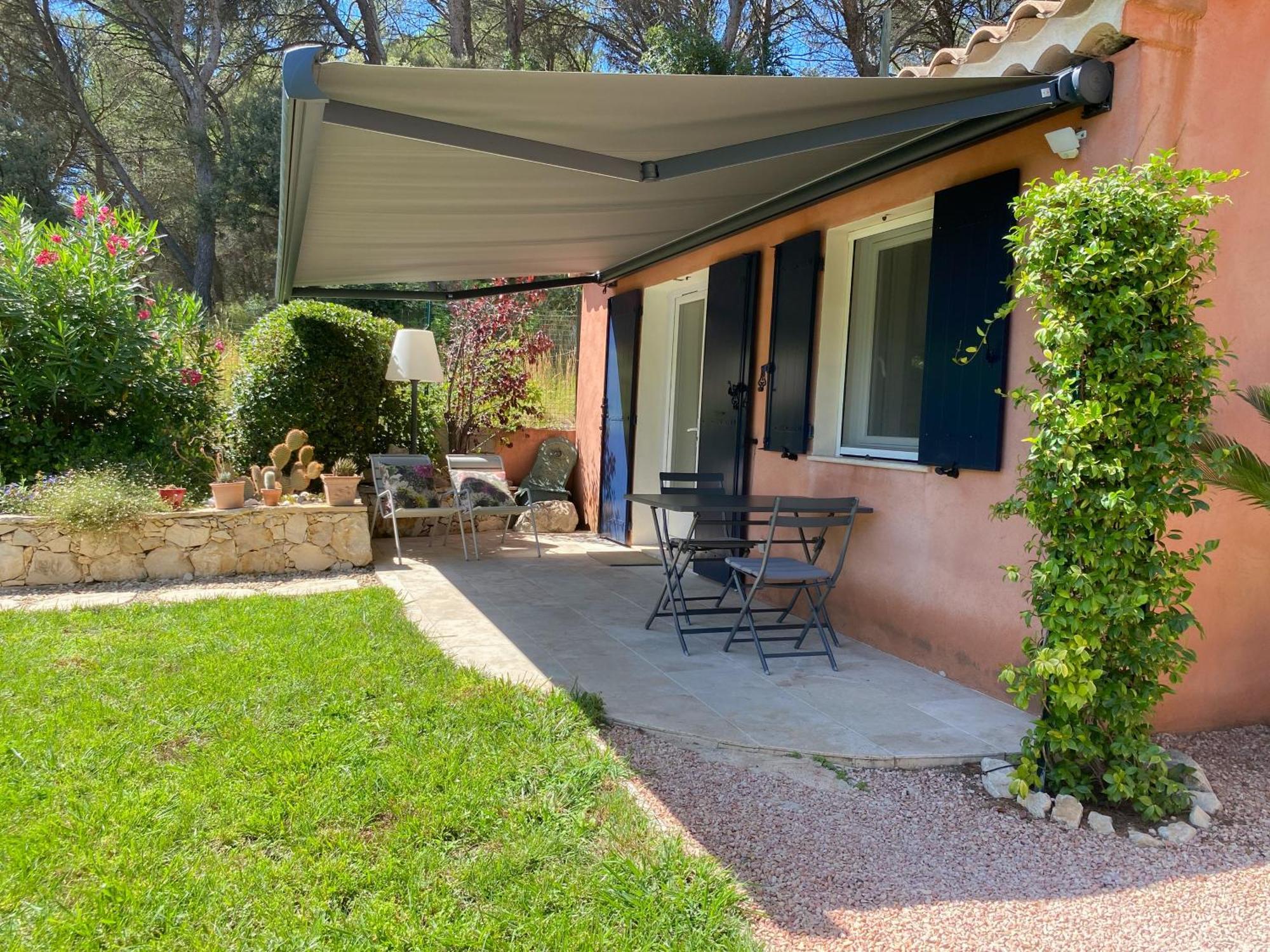 La Chamade Grande Chambre B&B Independante Ventabren Εξωτερικό φωτογραφία